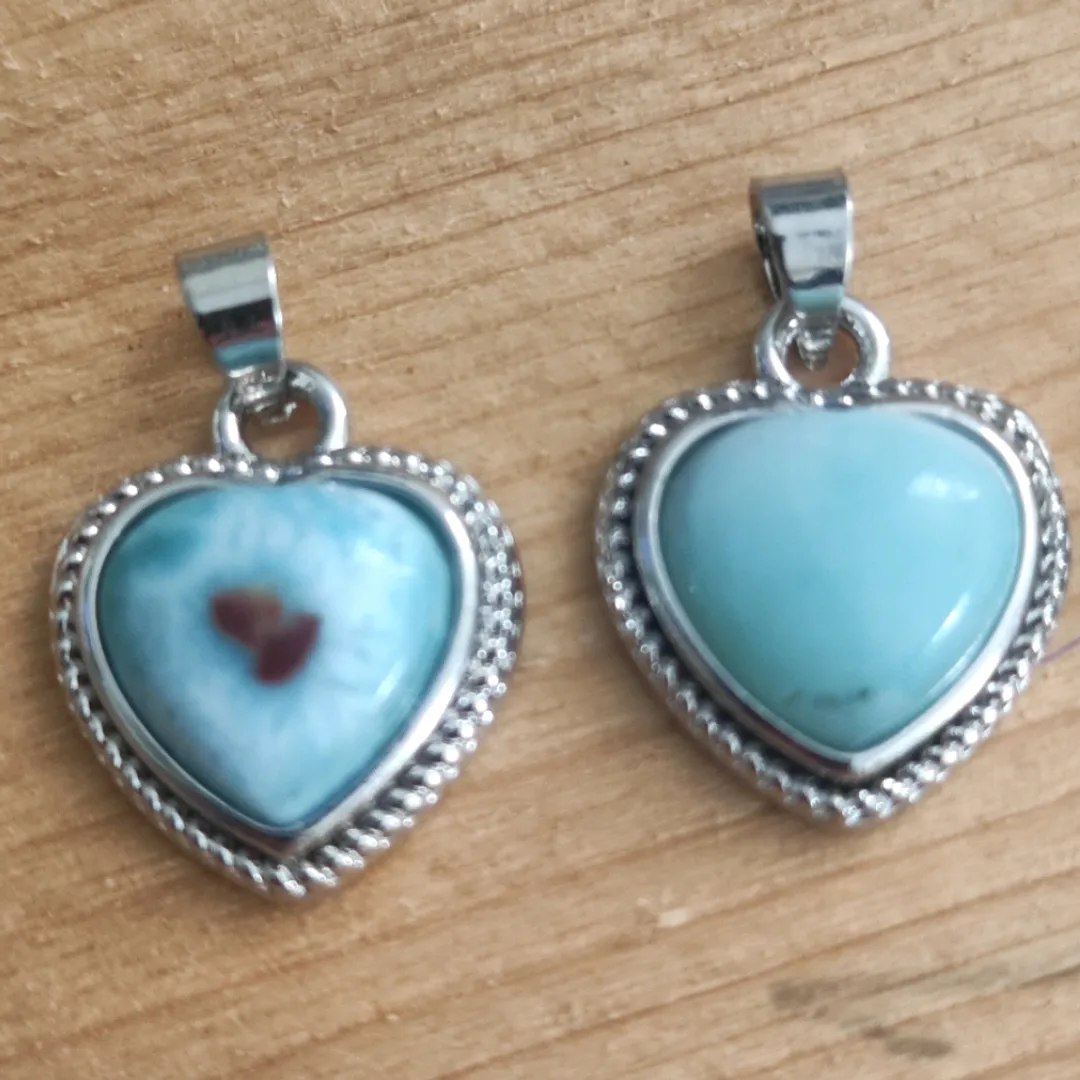 EKTE LARIMAR