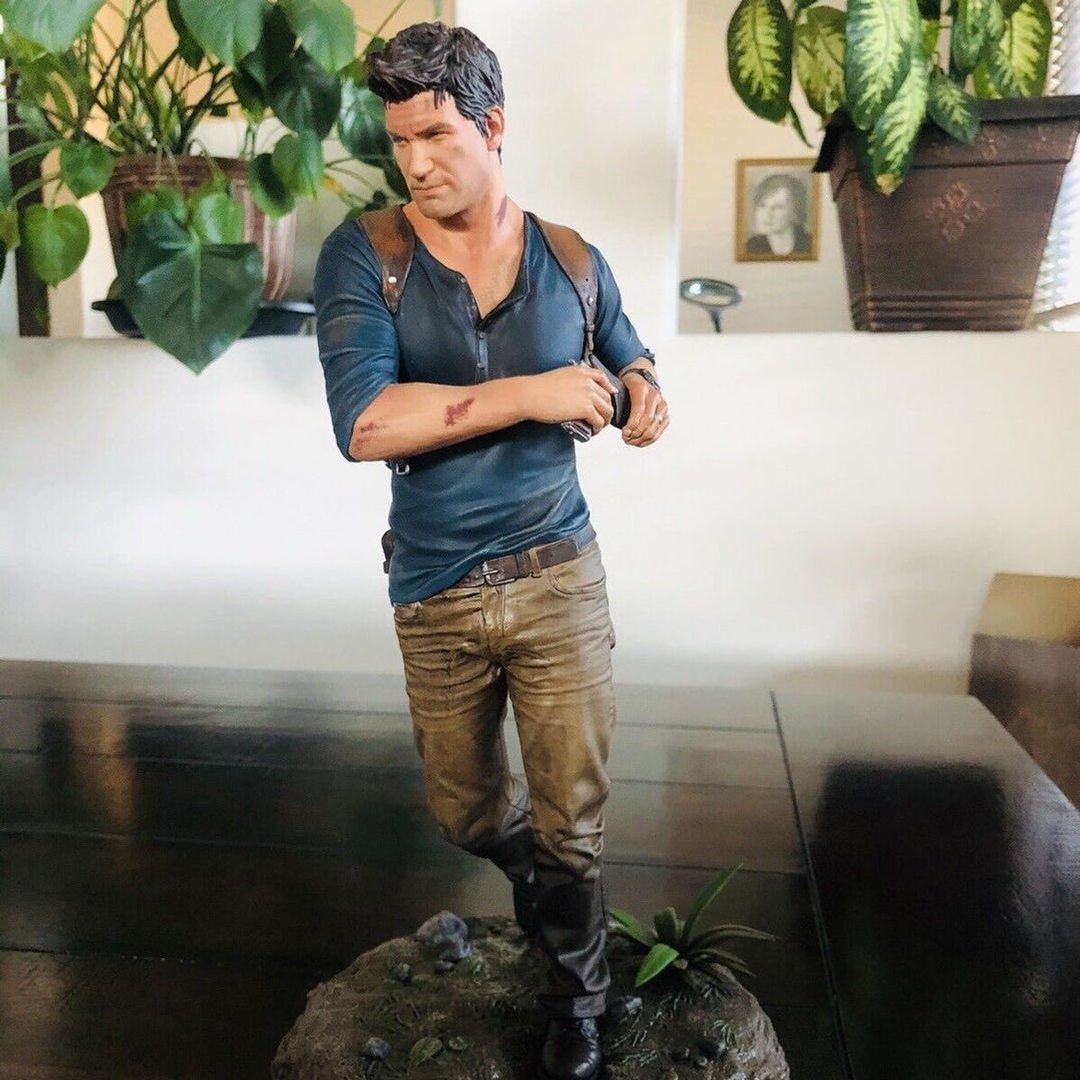 nathan drake statue