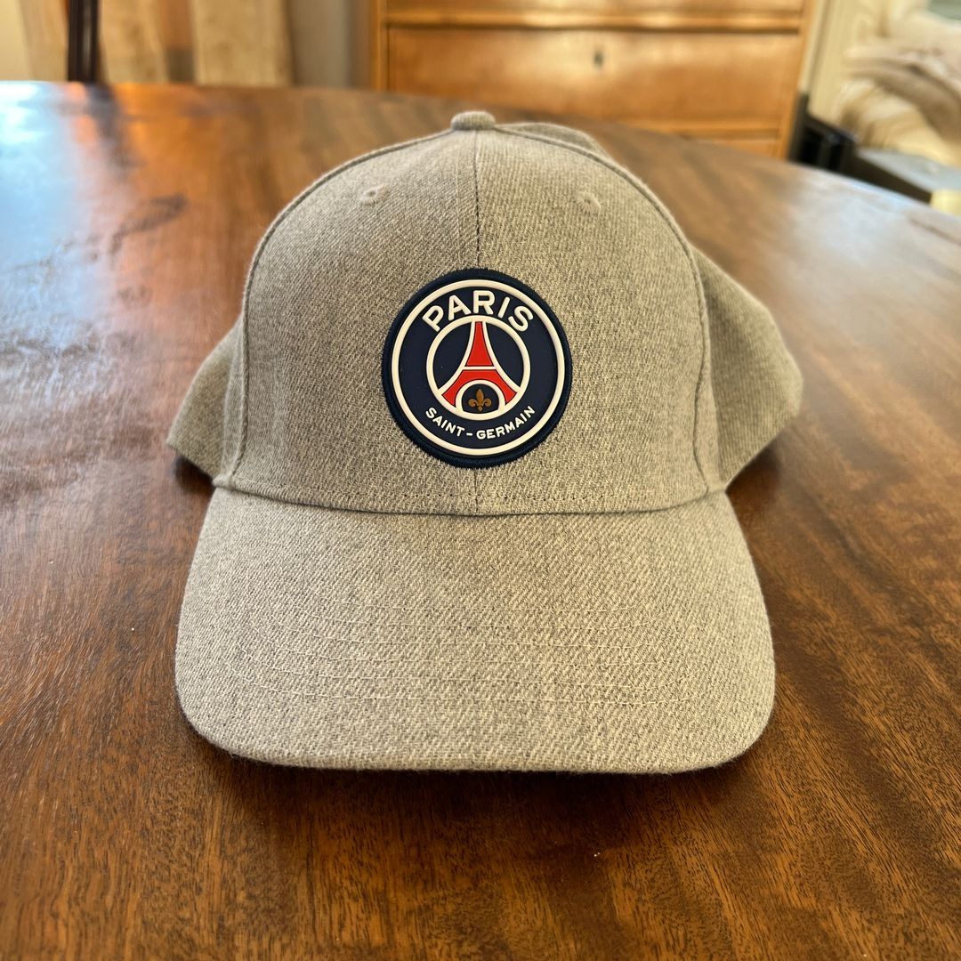 PSG caps