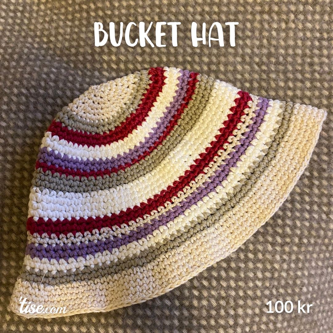 Bucket hat