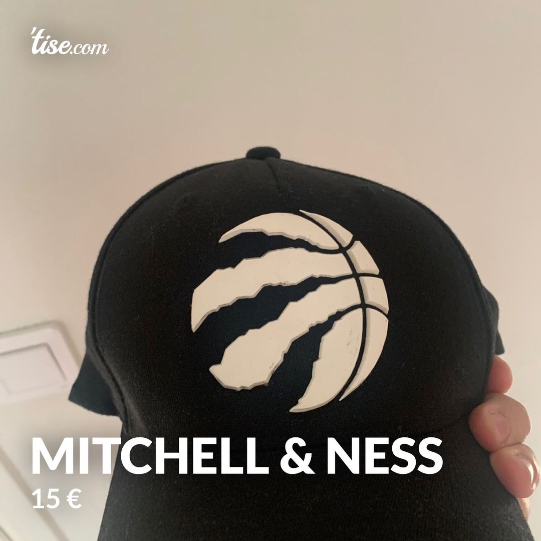 Mitchell  Ness