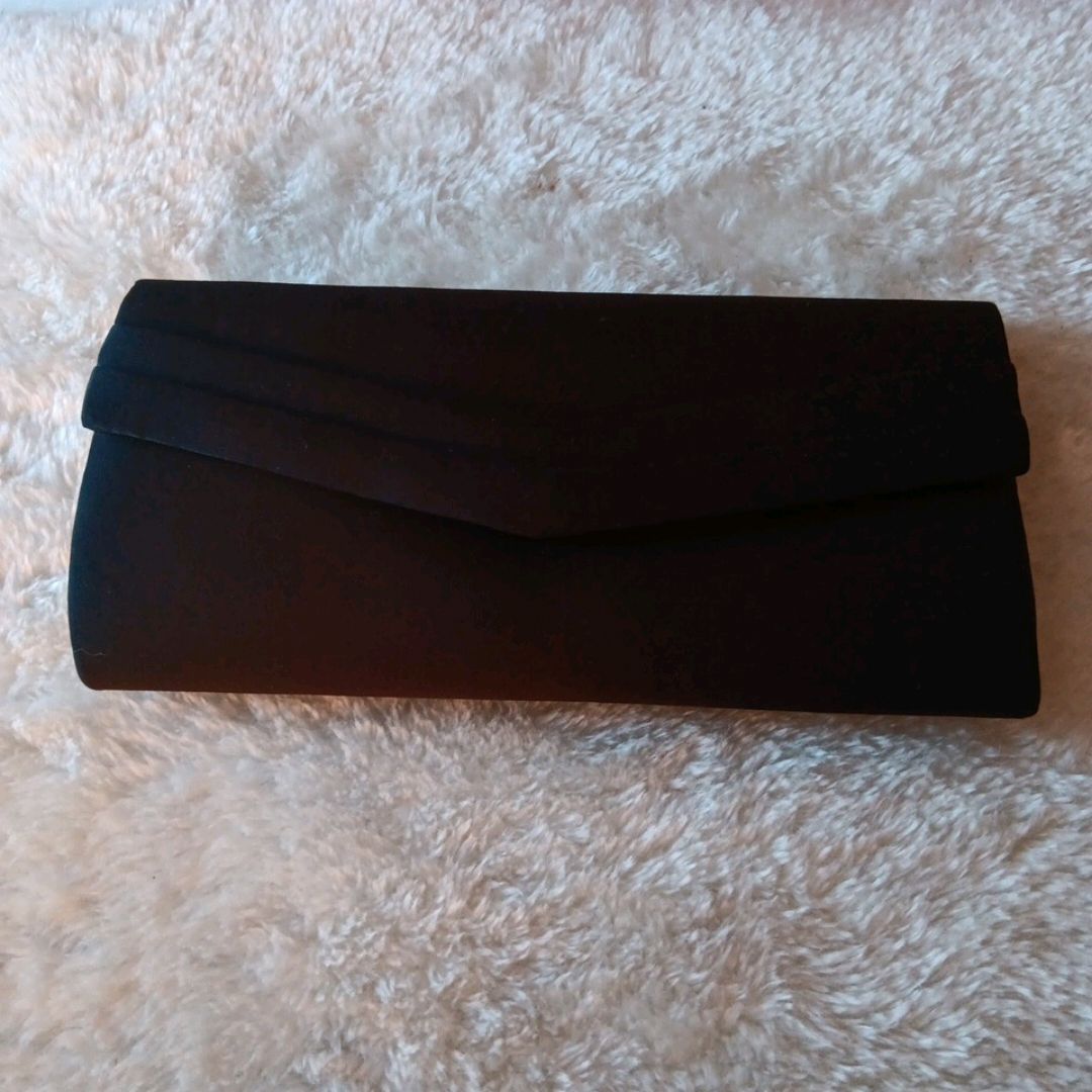 Black Clutch