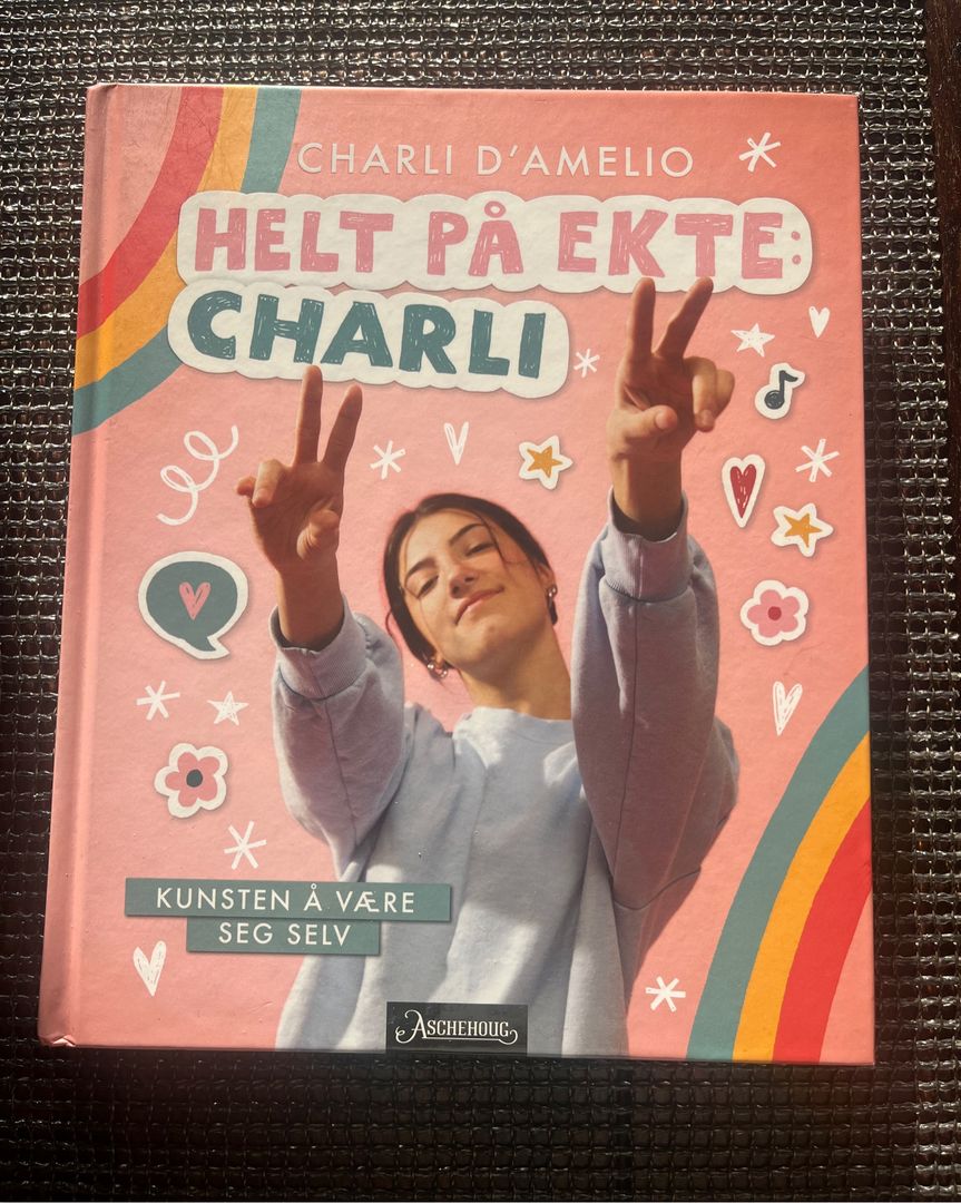 Helt på ekte: Charli