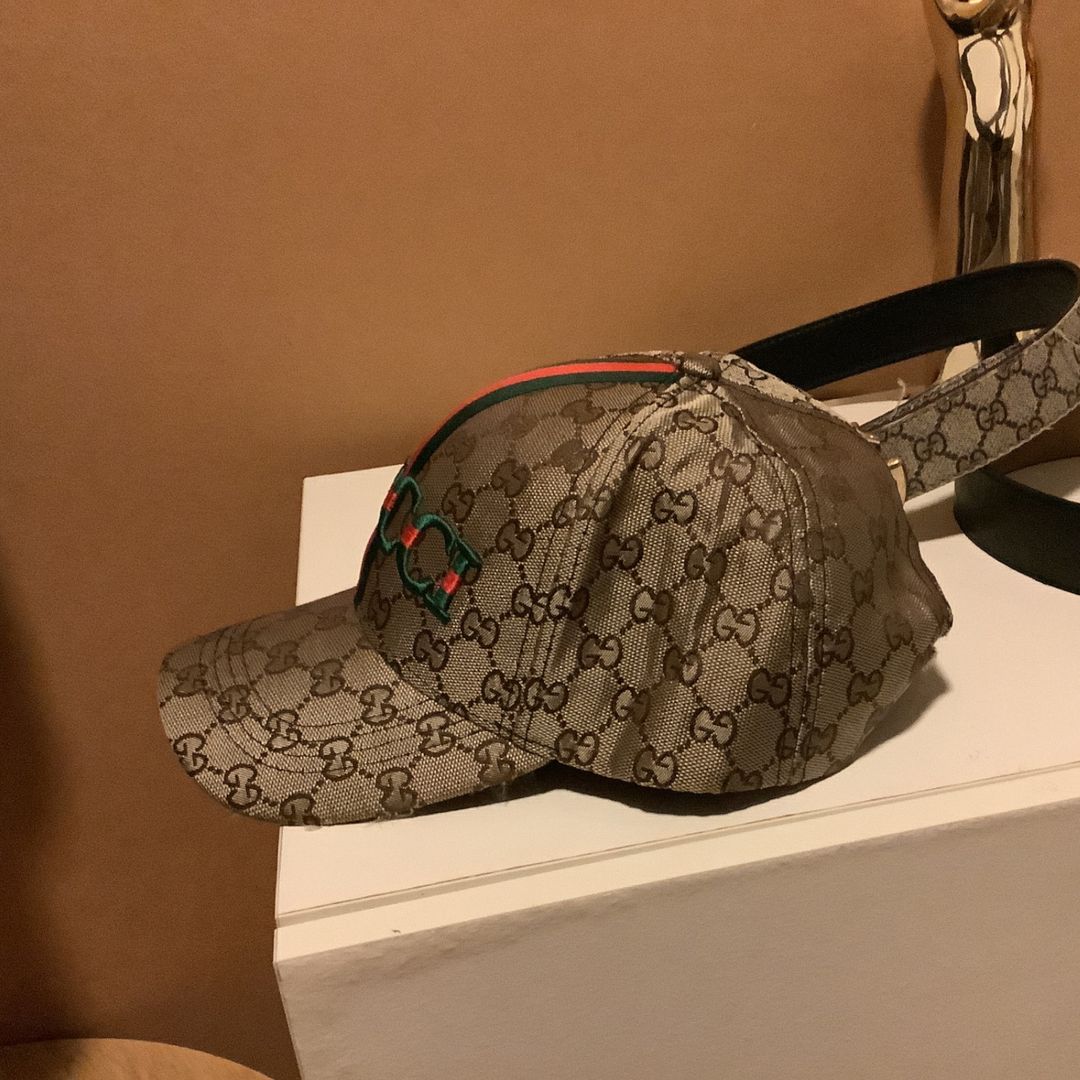 Gucci caps