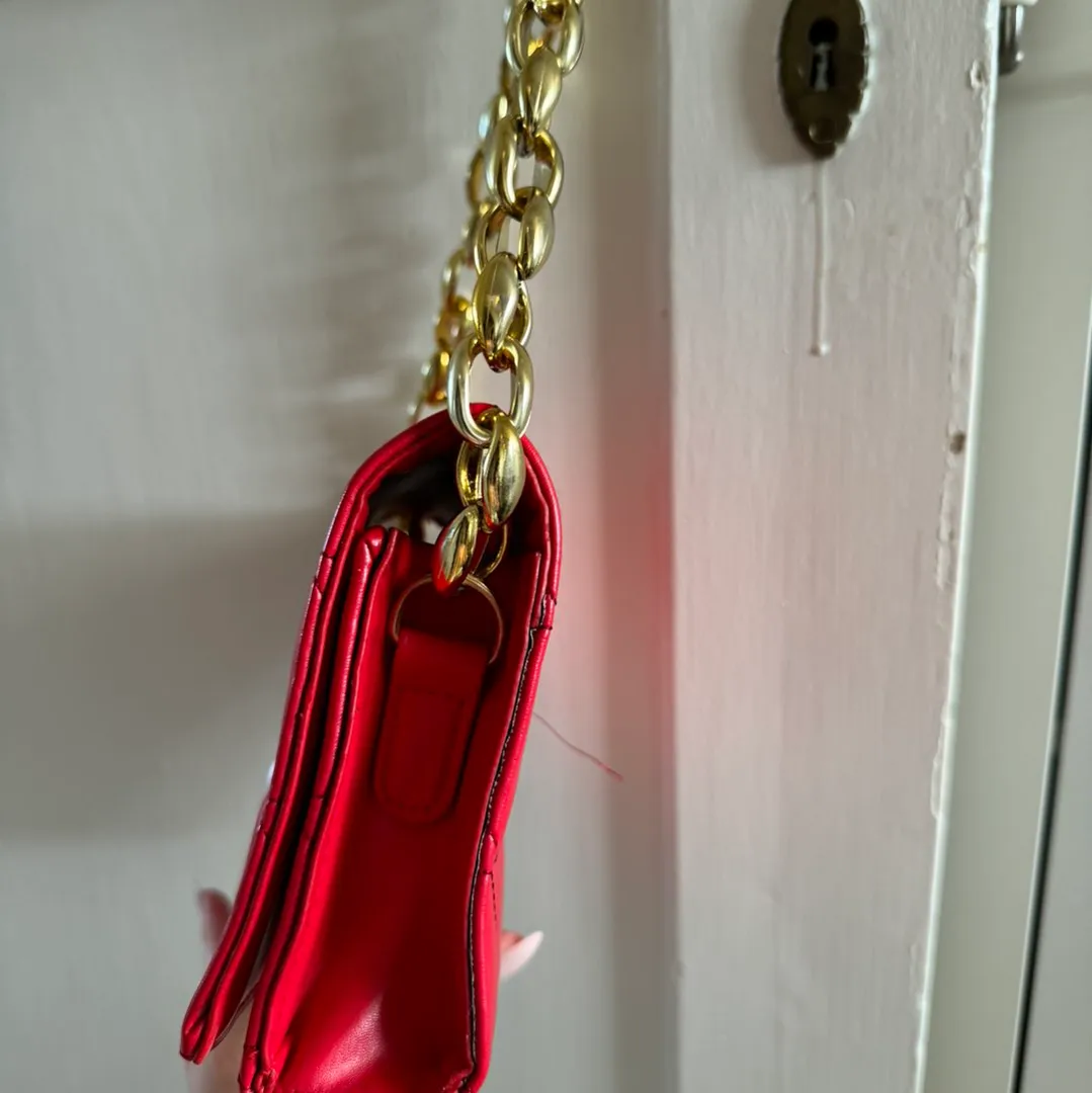 Red shoulder bag