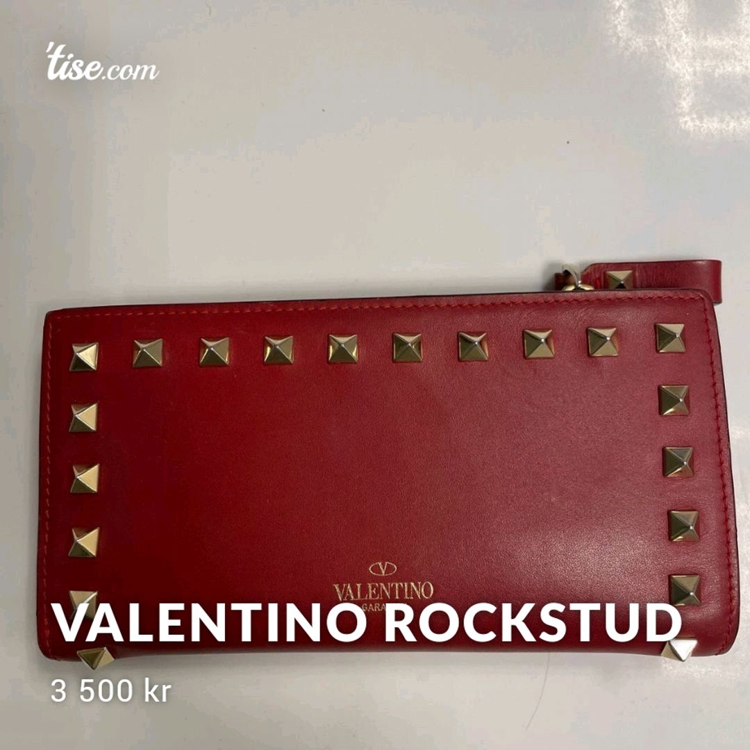 Valentino Rockstud