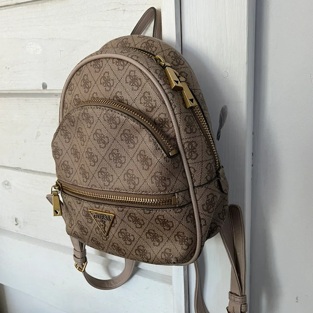 Guess backpack