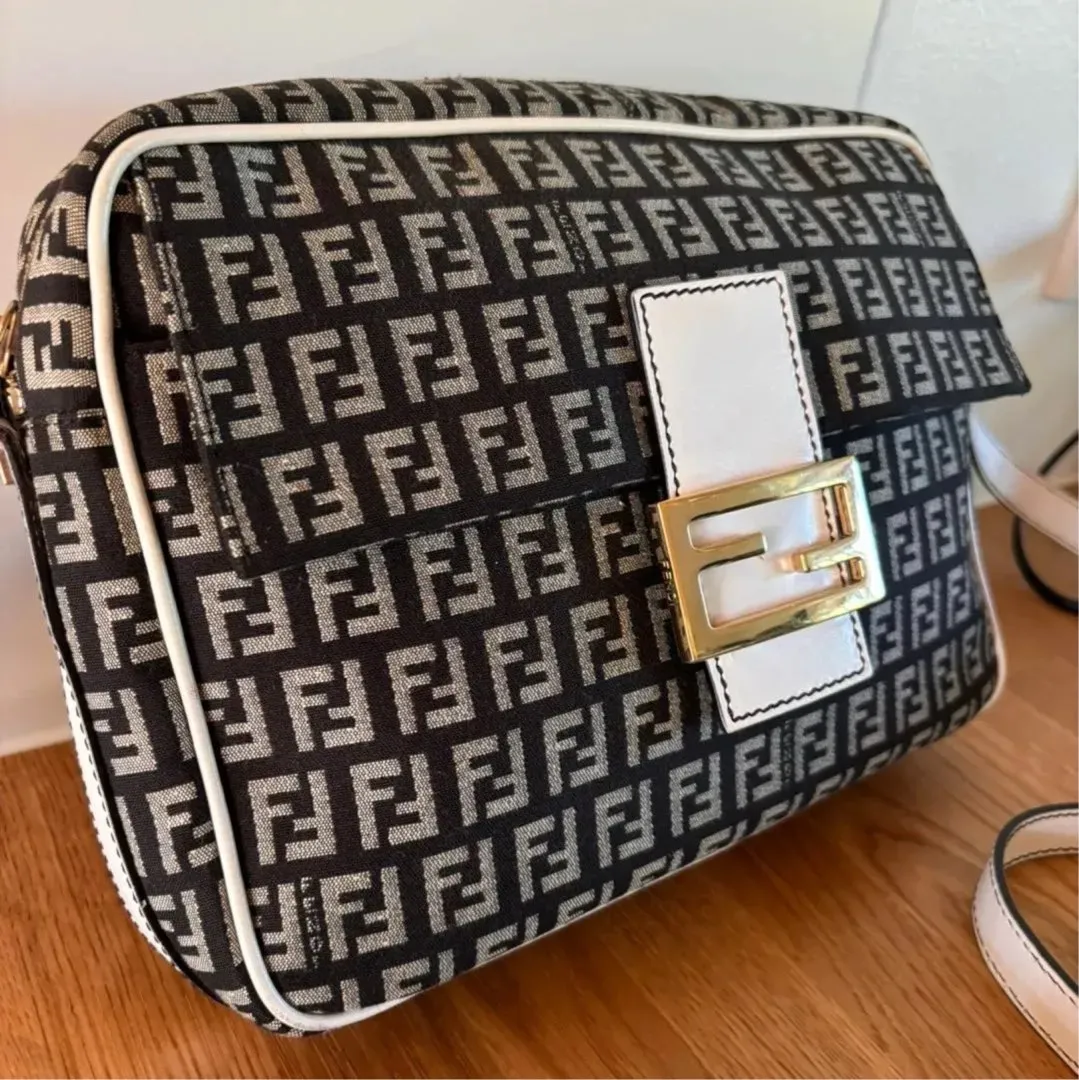 Fendi taske