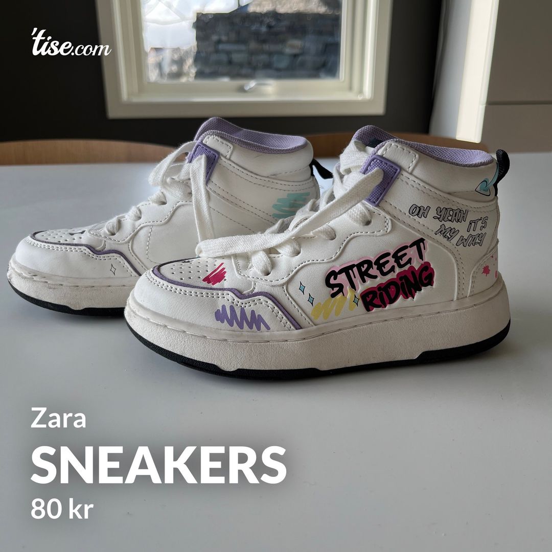 Sneakers