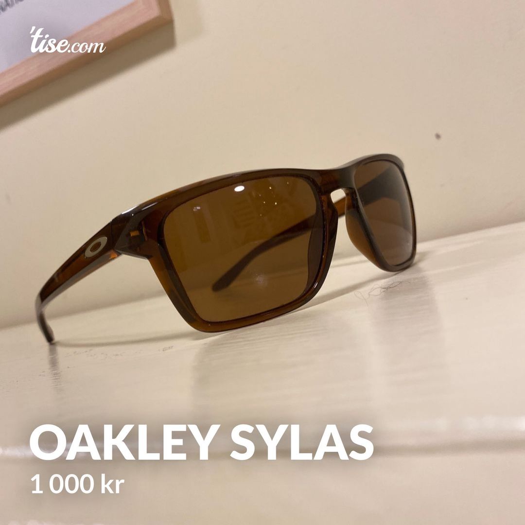 Oakley sylas