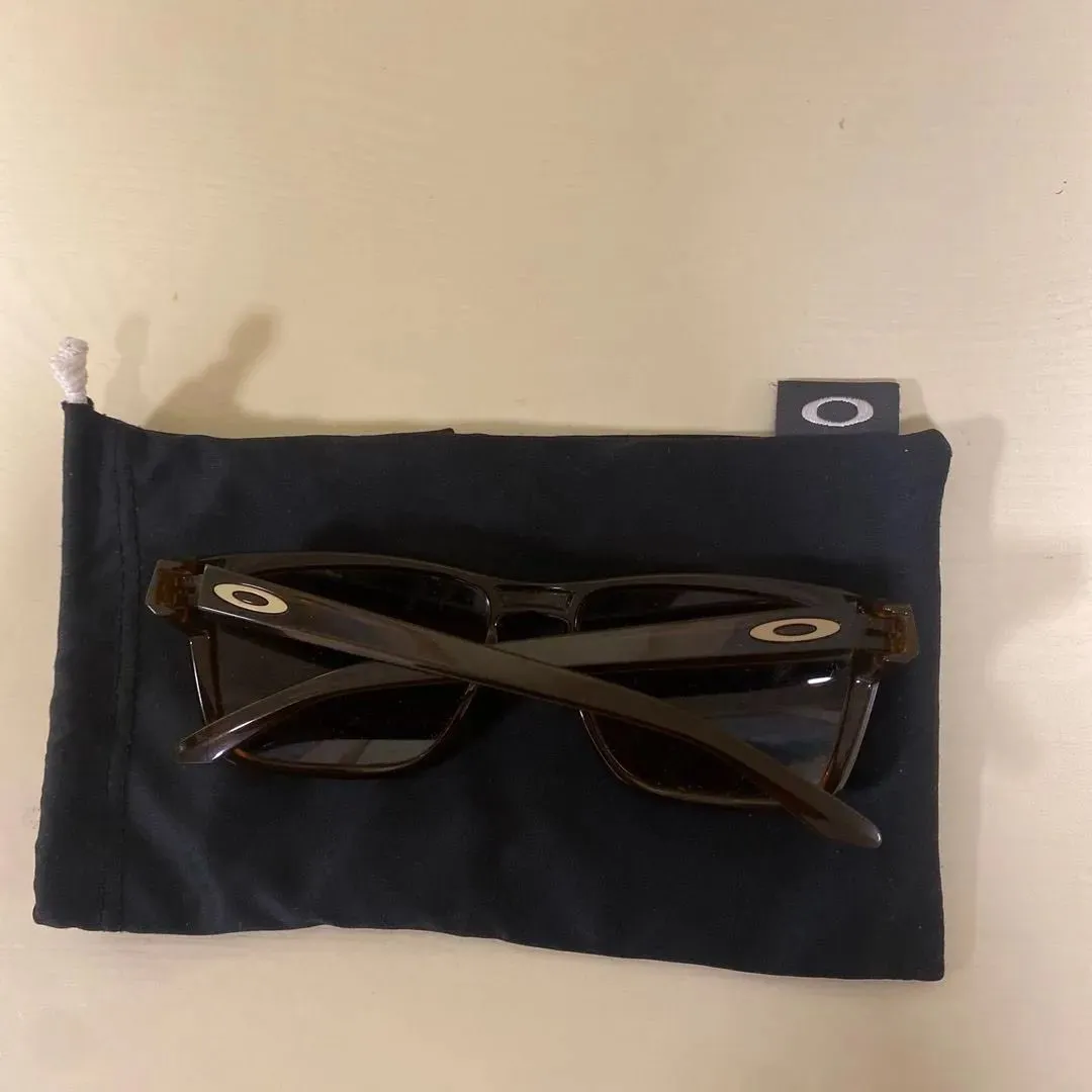 Oakley sylas