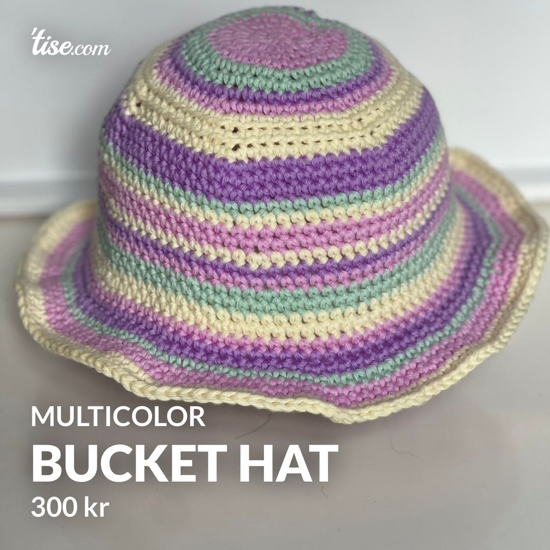 Bucket hat