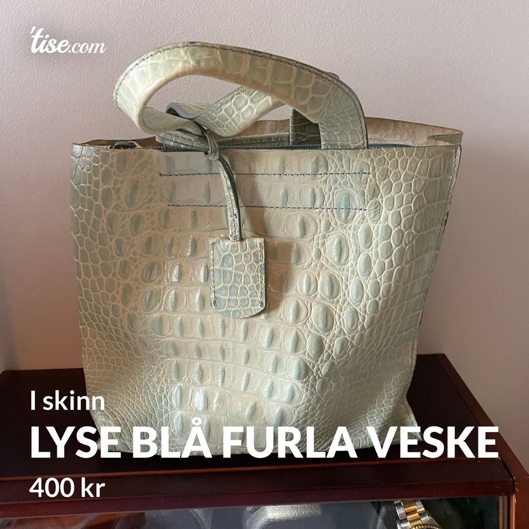 Lyse blå Furla veske