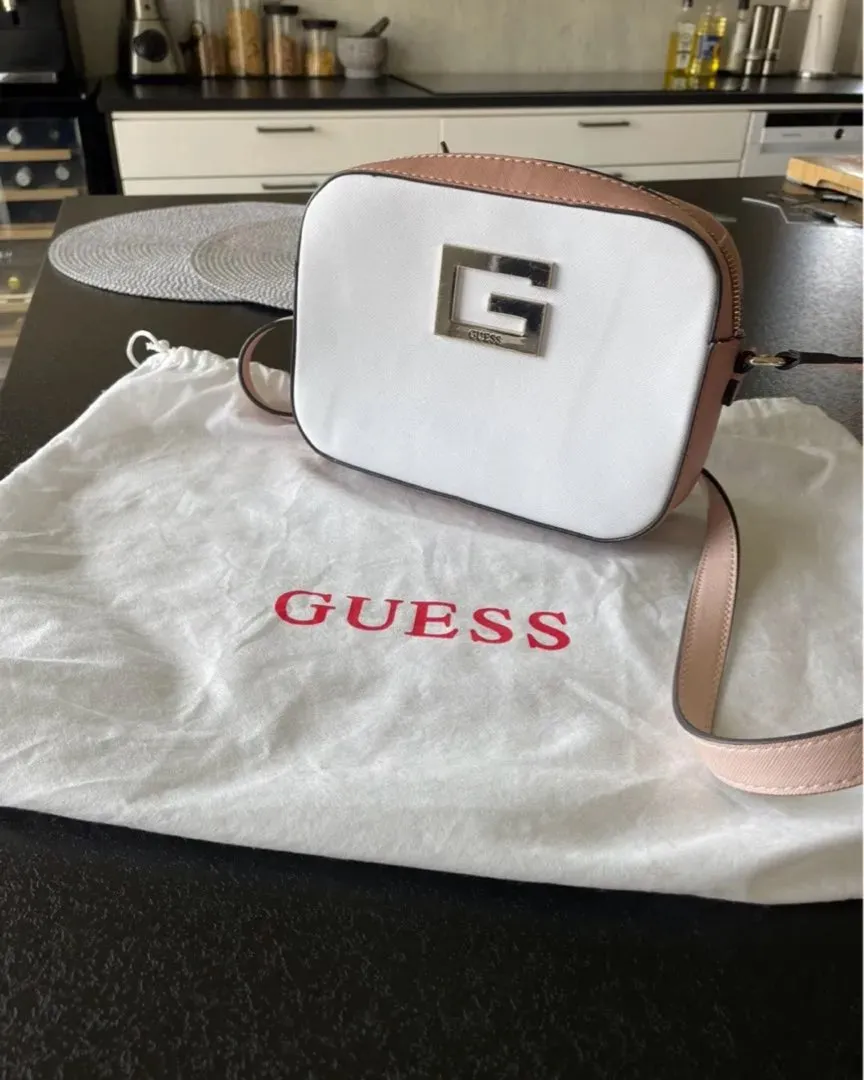 Guess veske