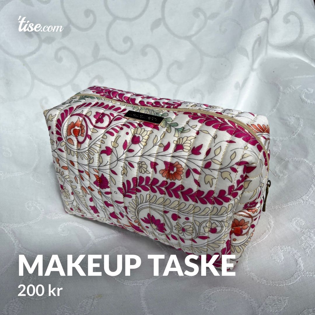 Makeup taske