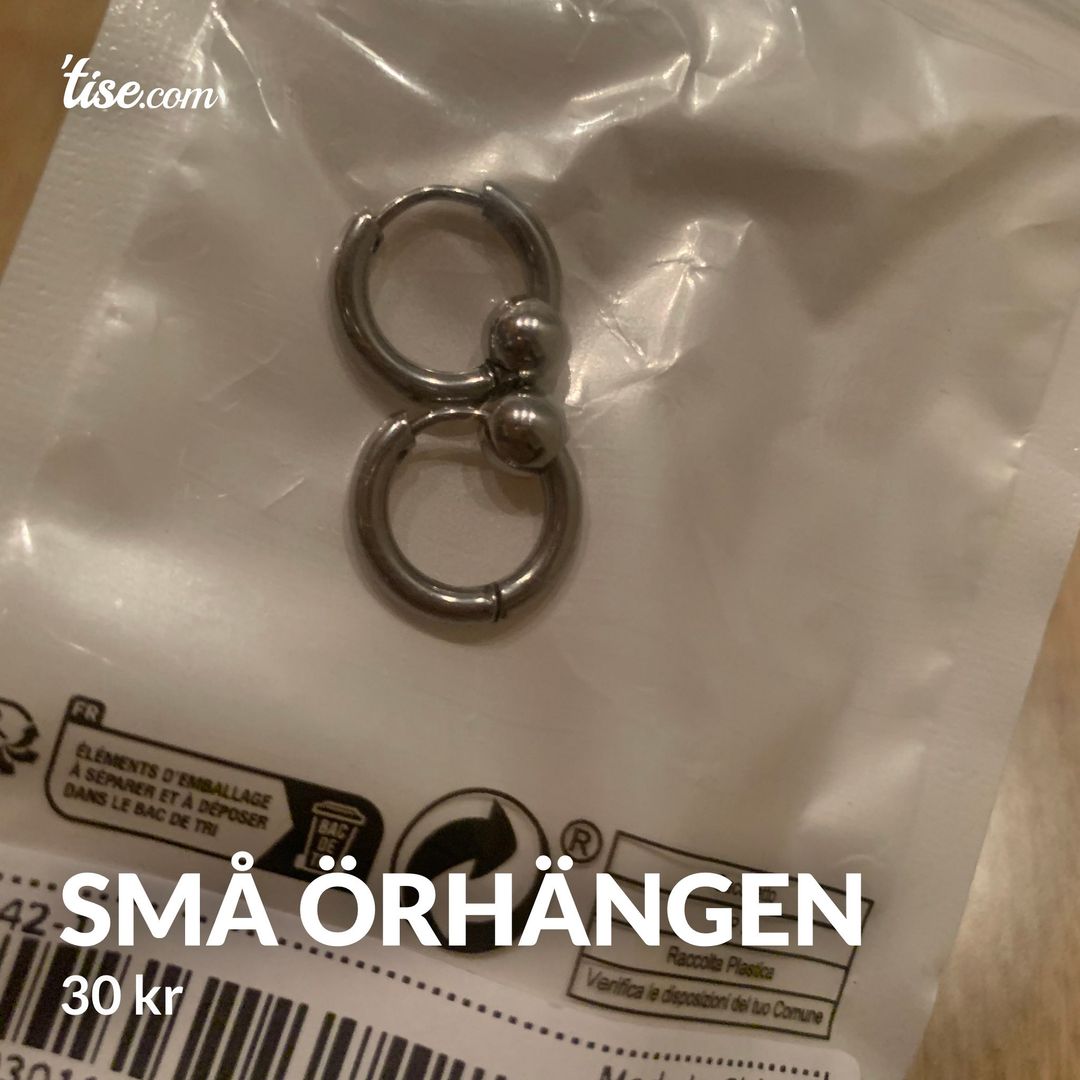 Små örhängen