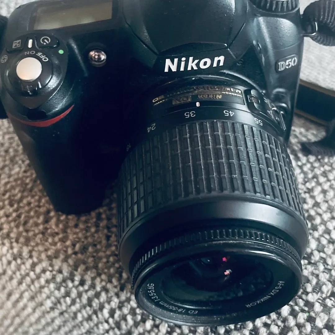 Nikon D50