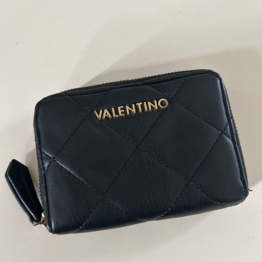 Valentino pung