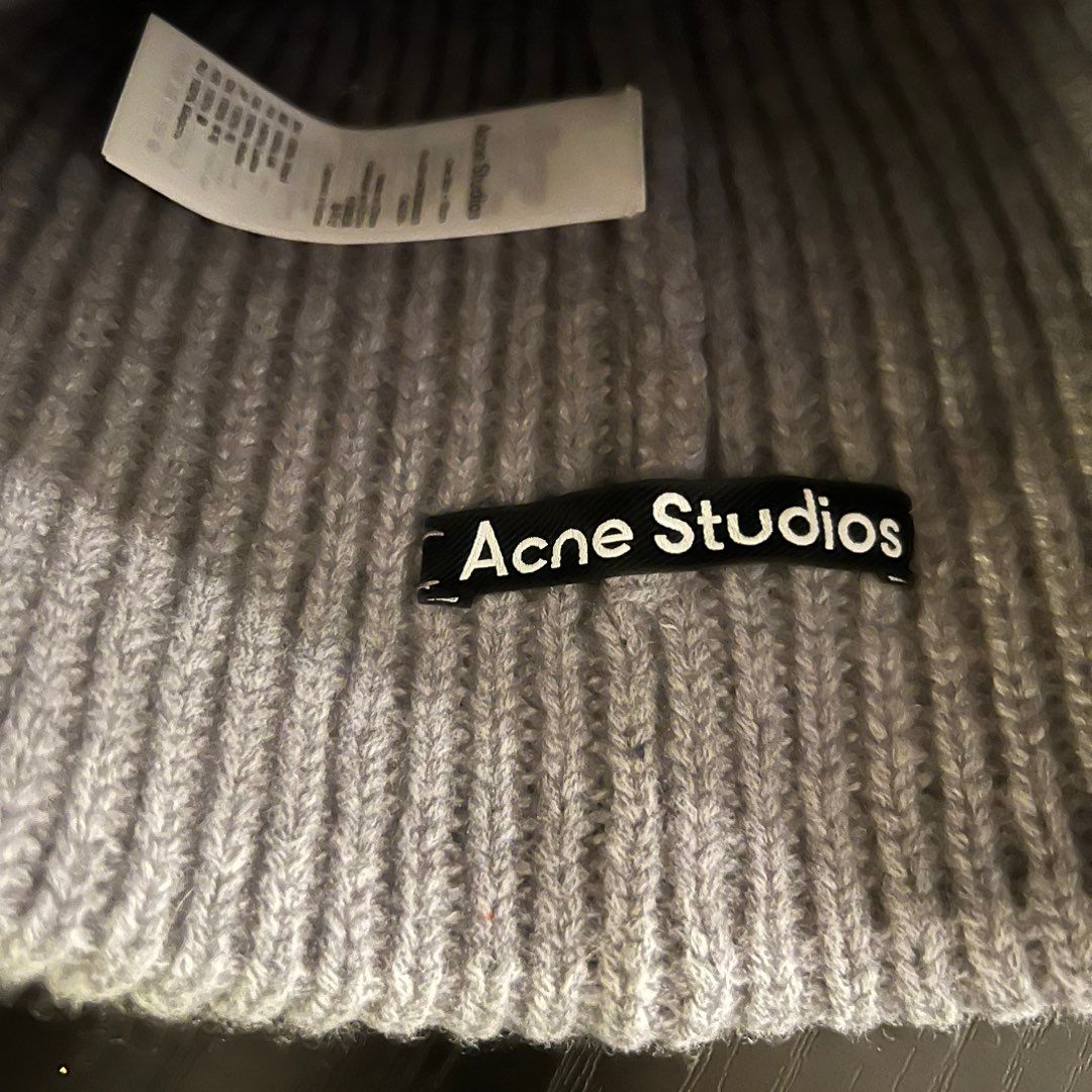 Acne studios lue