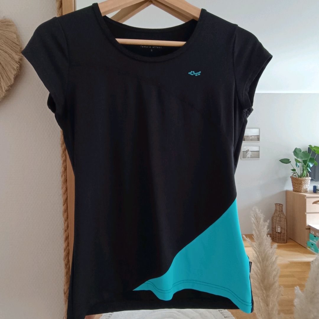 Sport T-shirt S