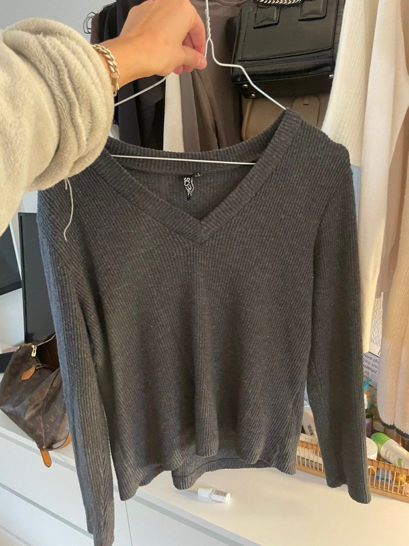 Grå sweater