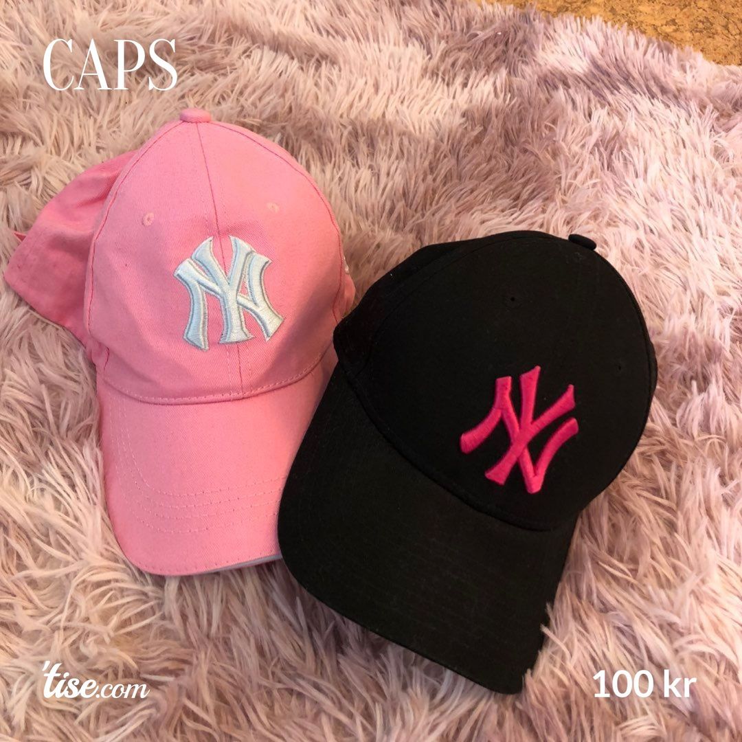 Caps