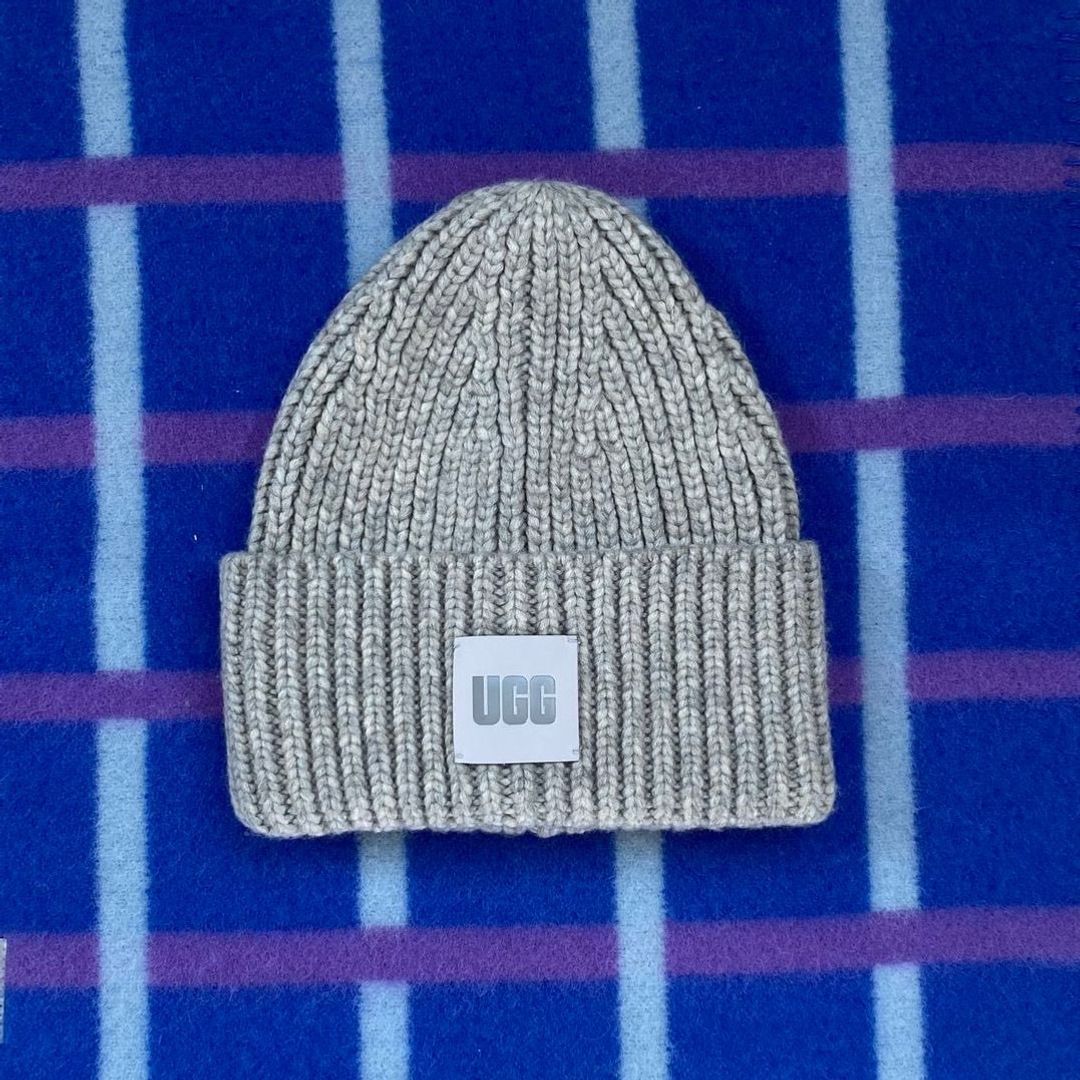 Ugg chunky beanie