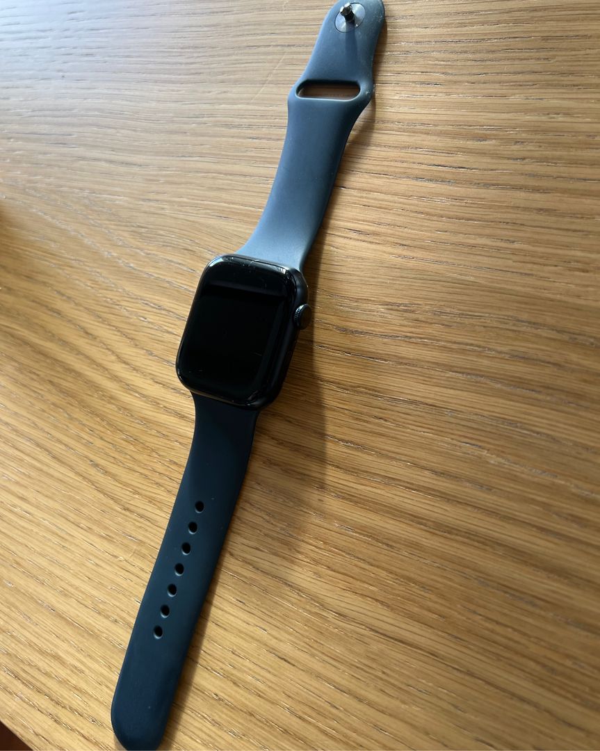 Apple watch 8