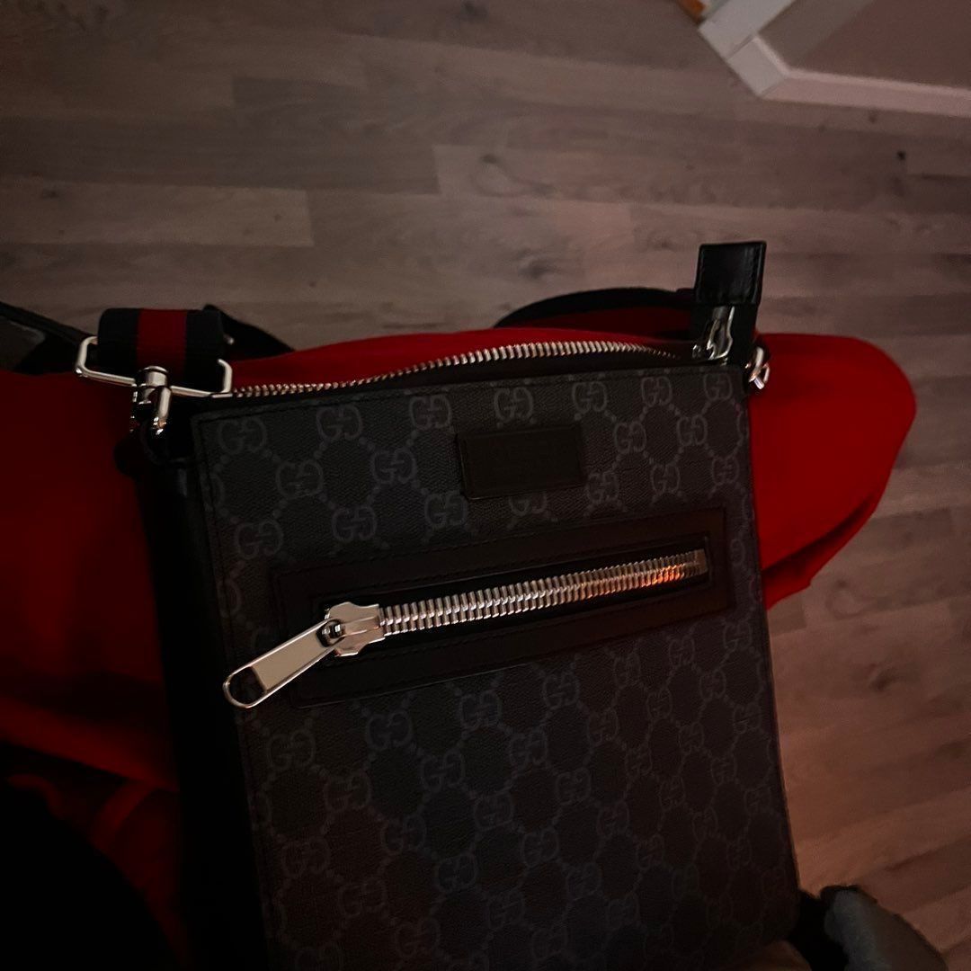 Gucci messenger