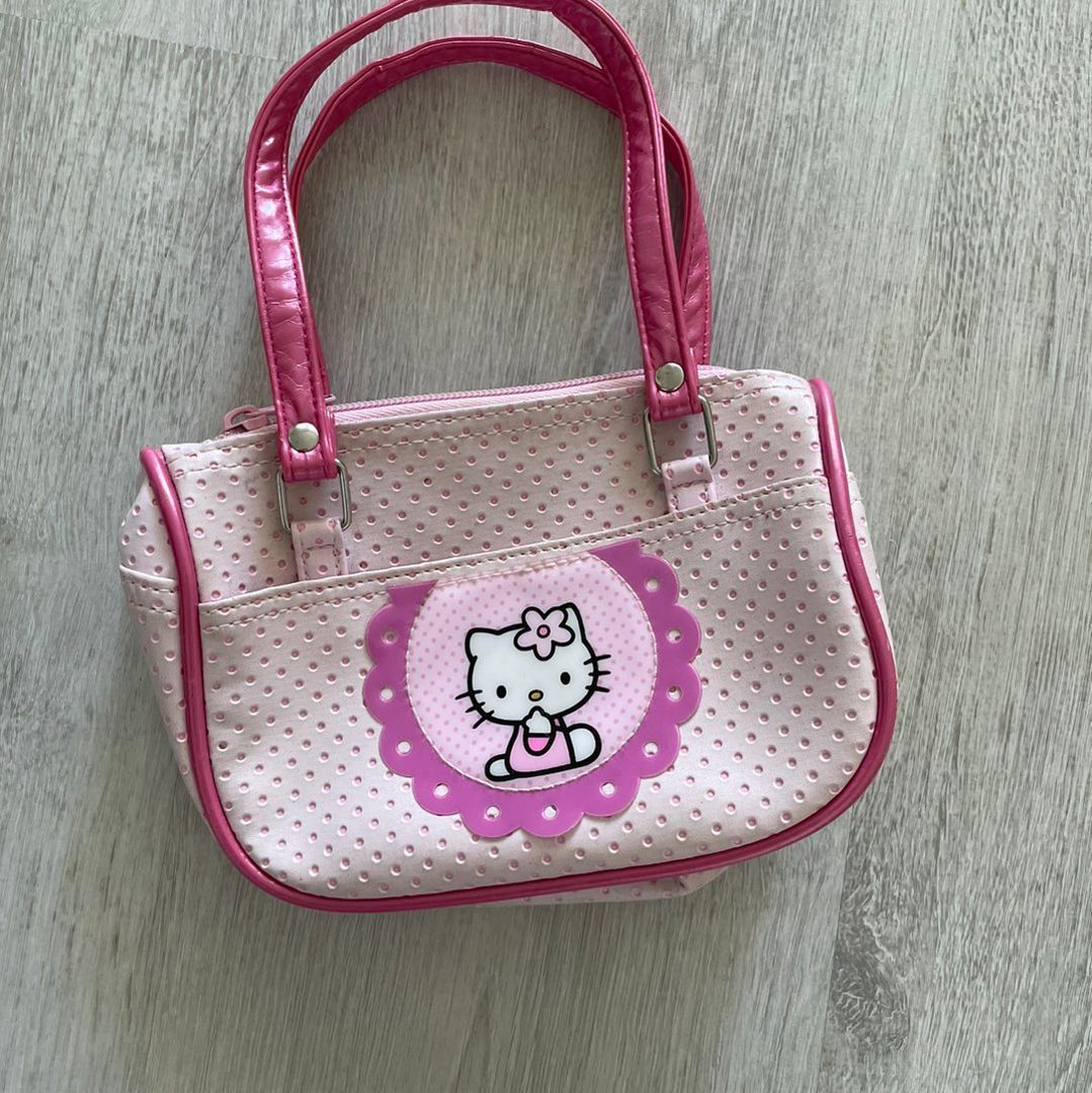 Hello kitty purse