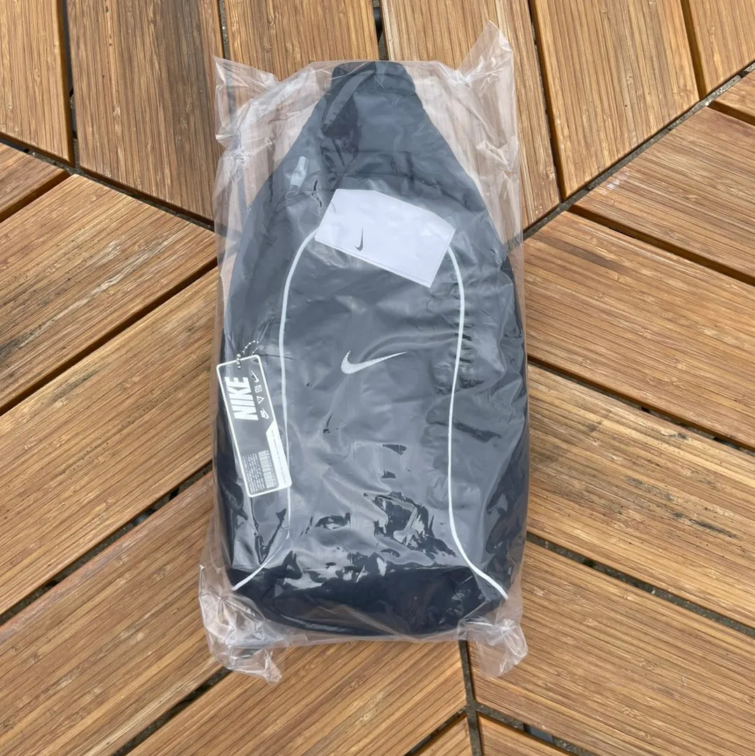 Nike Sling Bag