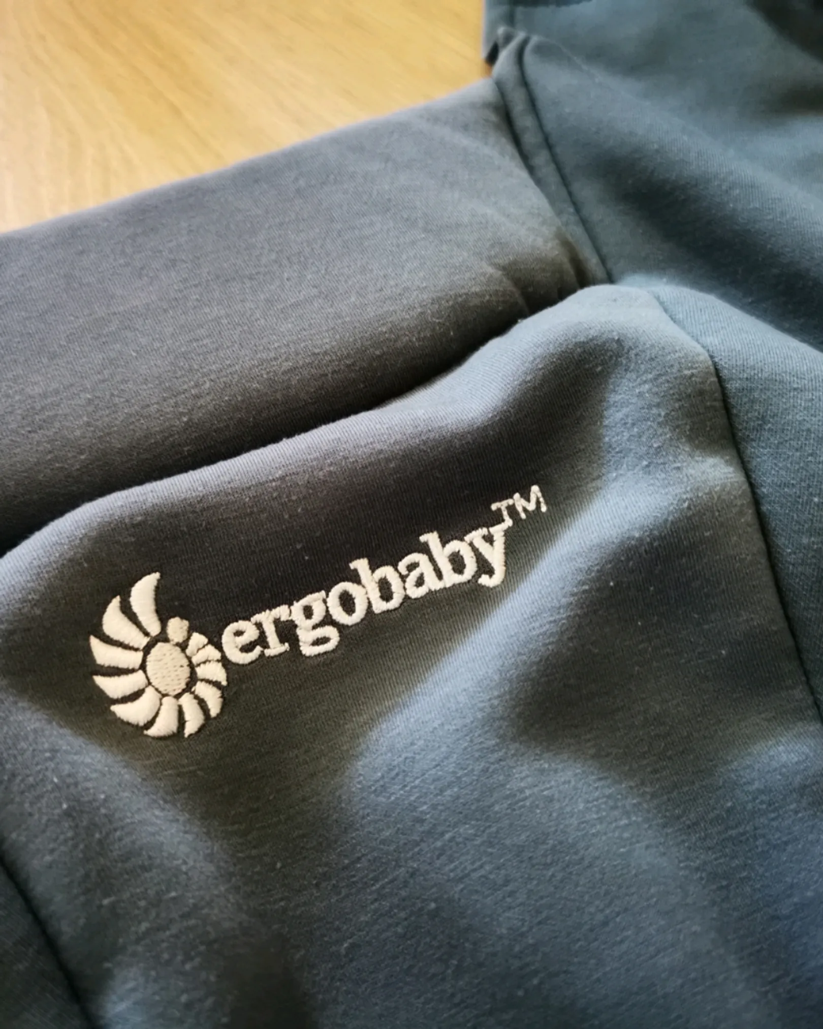 Ergobaby Embrace