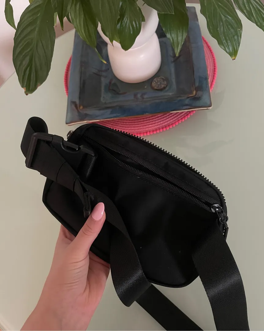 Lululemon Belt Bag