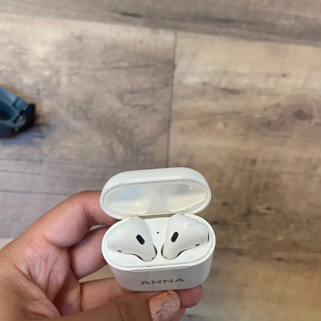 Airpods