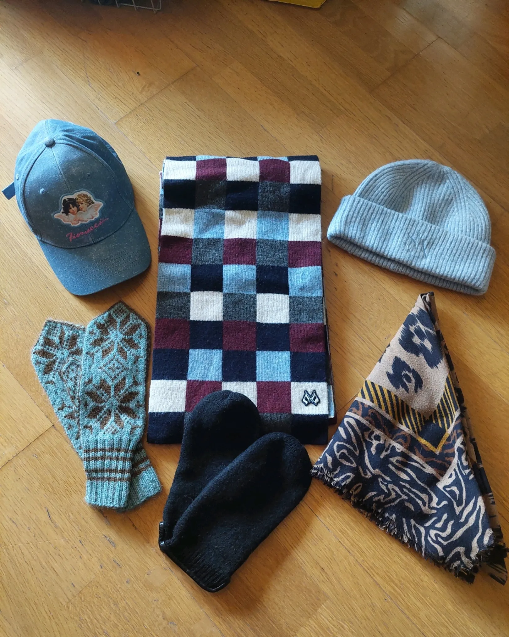 Skjerf lue caps