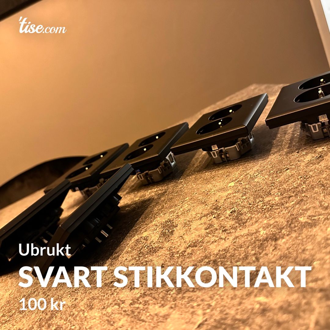 Svart stikkontakt