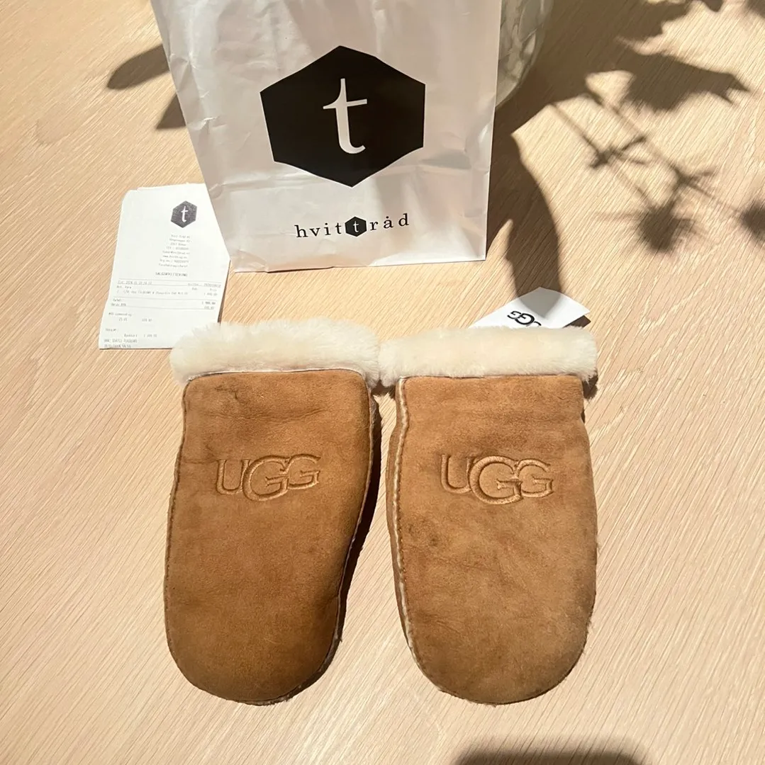 UGG