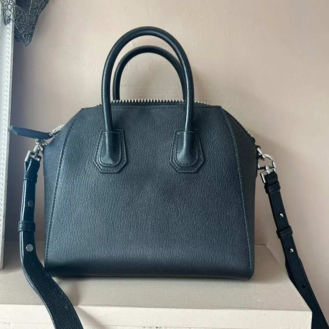 Givenchy Antigona