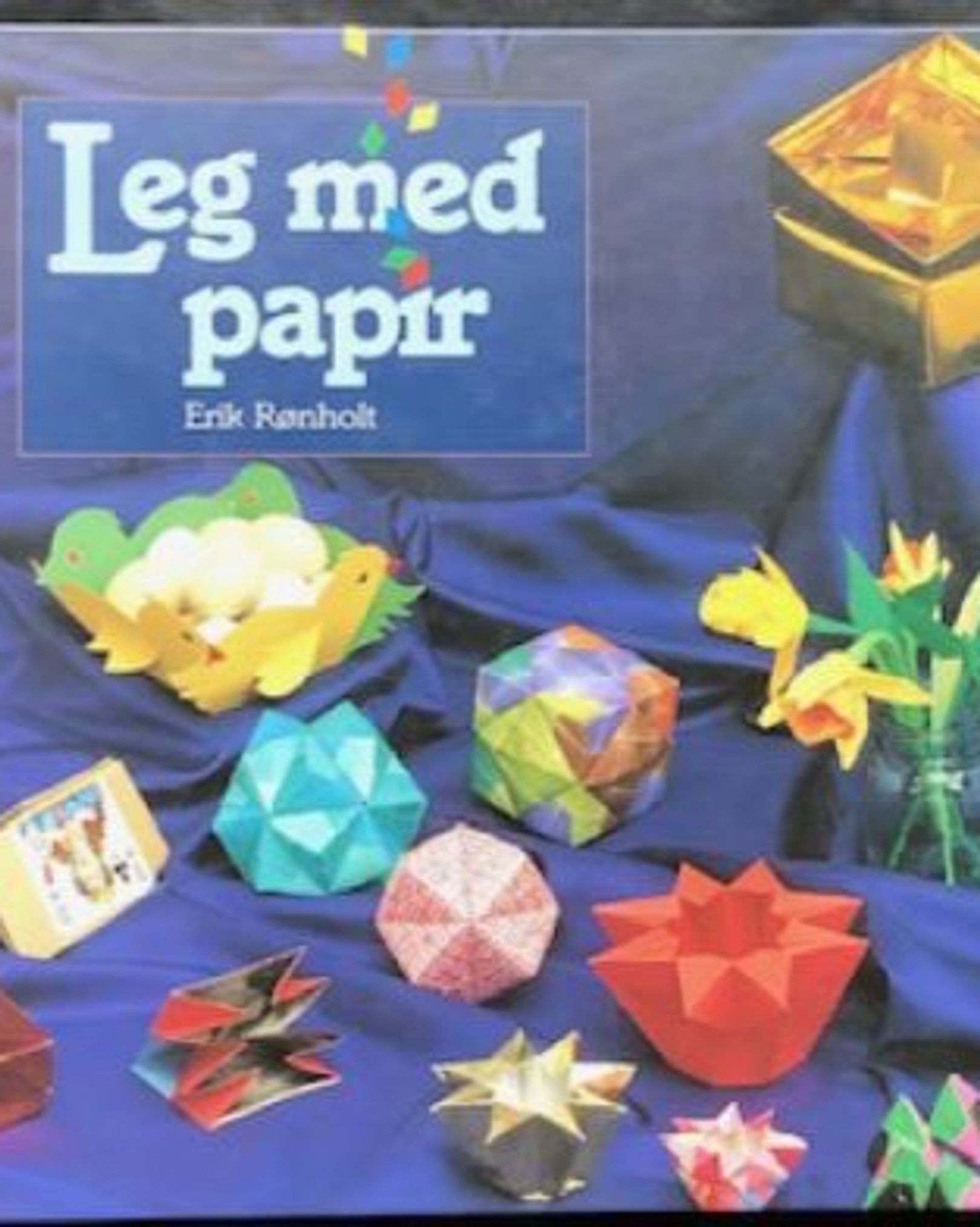 Leg med papir