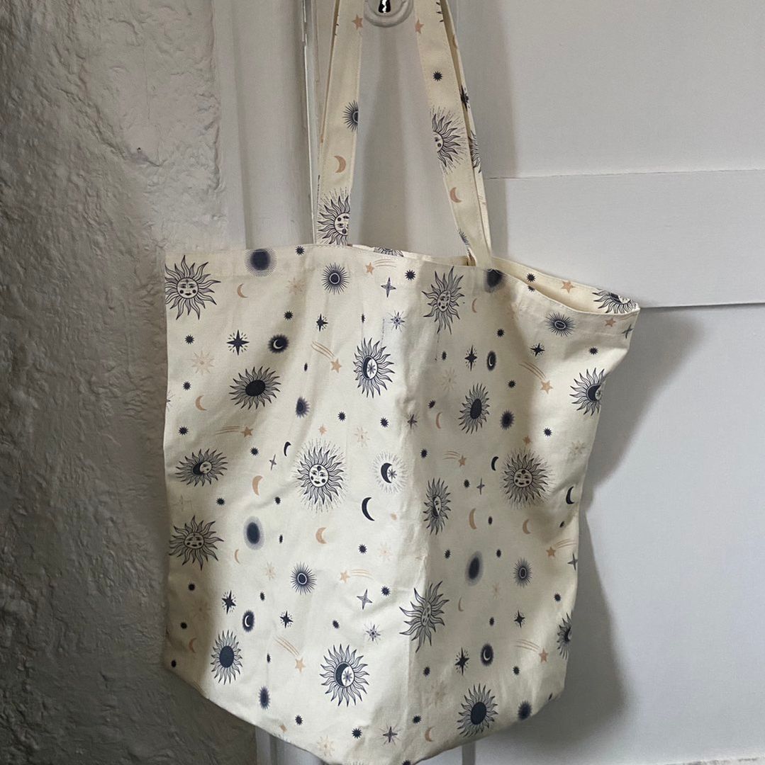 Tote bag