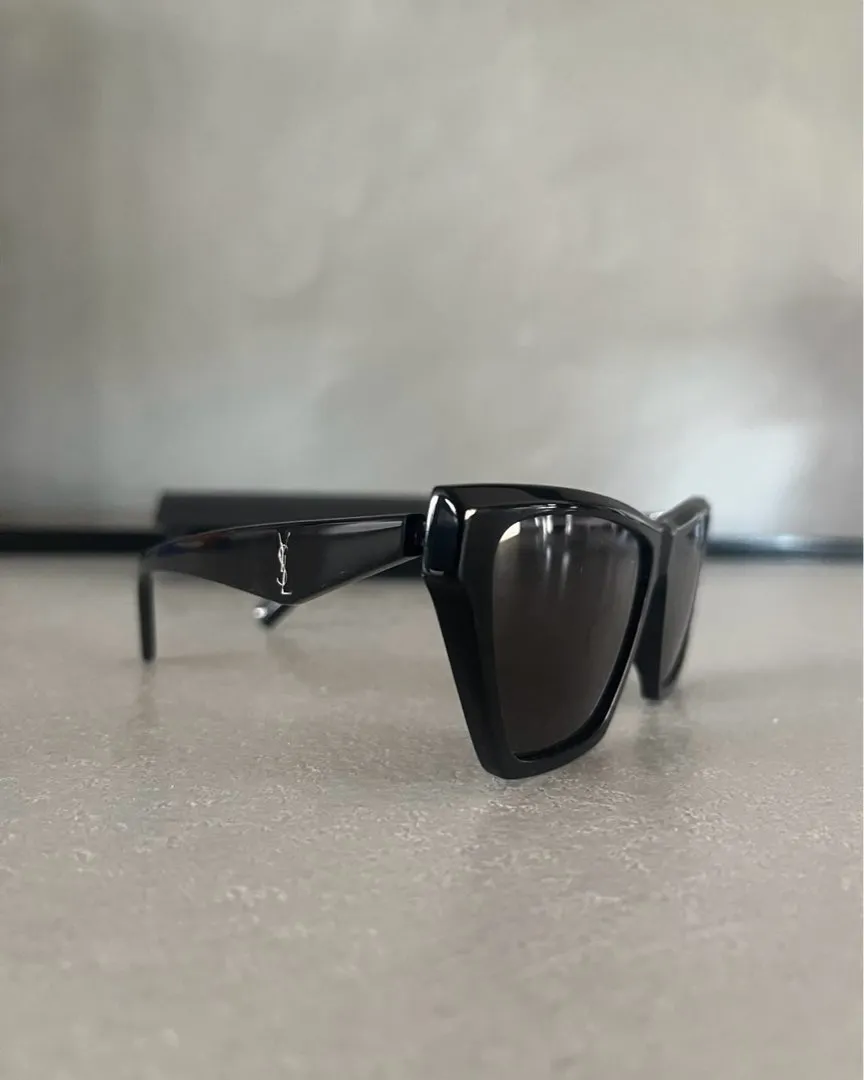 Saint Laurent mica