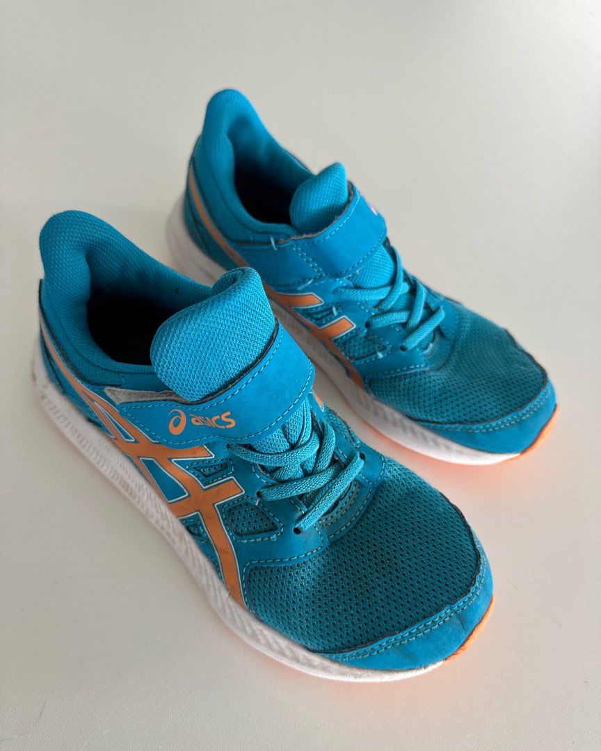 Asics str 335