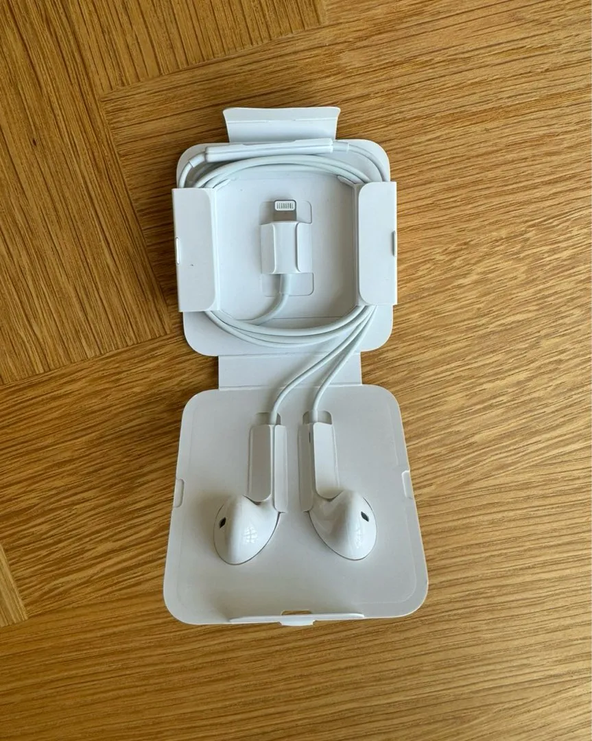 Apple EarPods