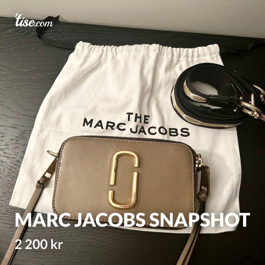 Marc Jacobs Snapshot