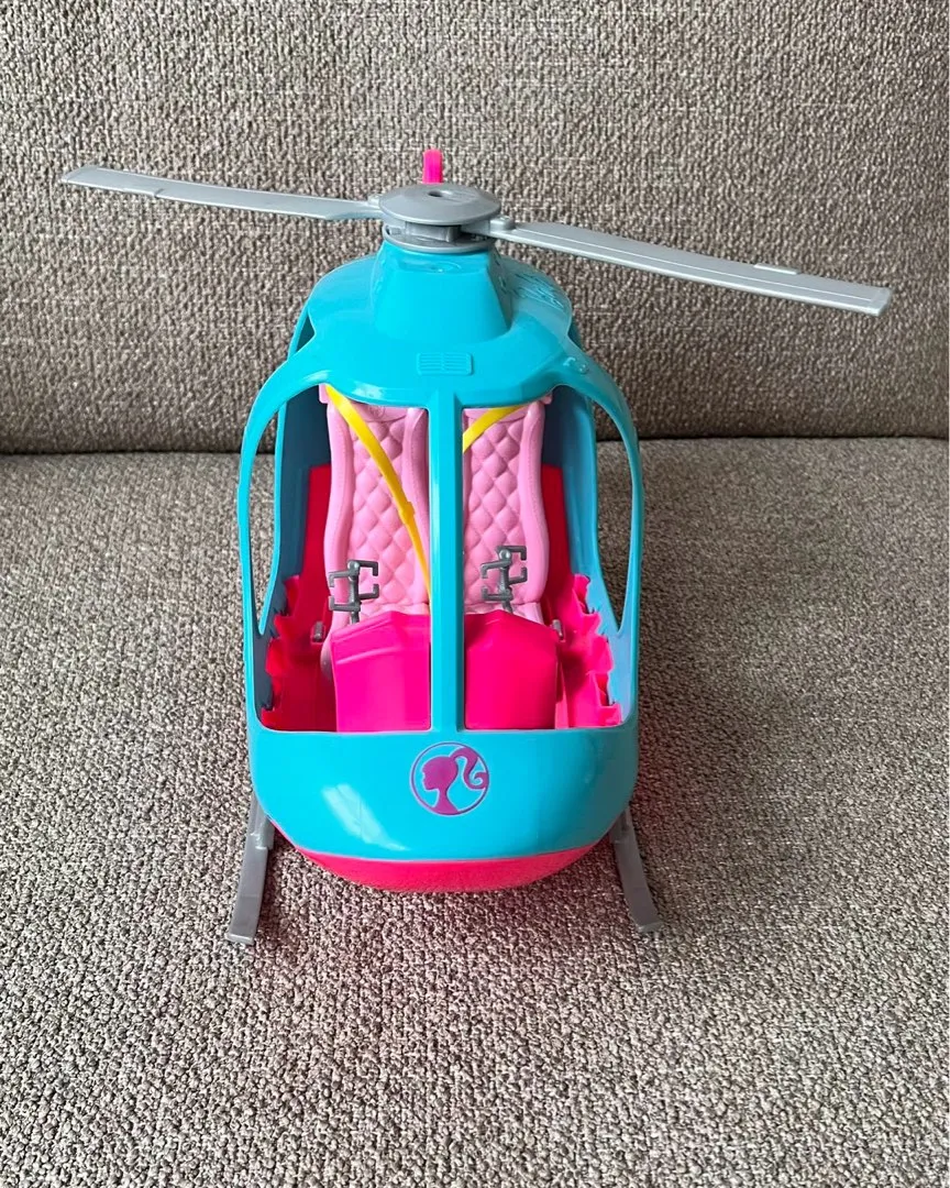 Barbie helikopter