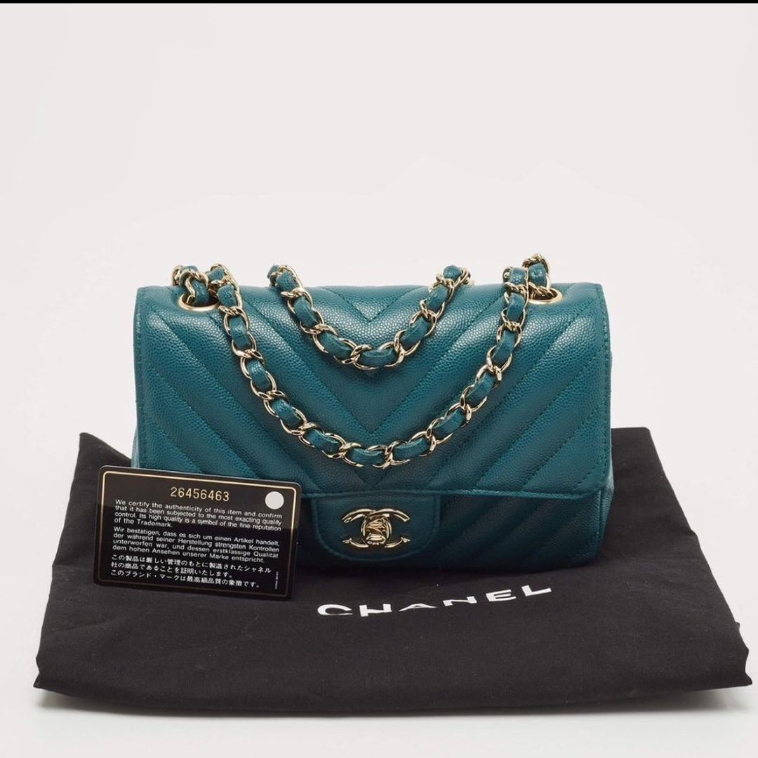 Chanel classic flap