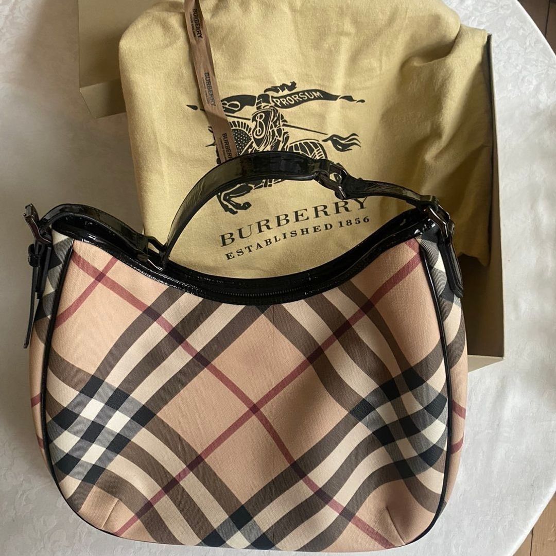 Burberry hobo veske