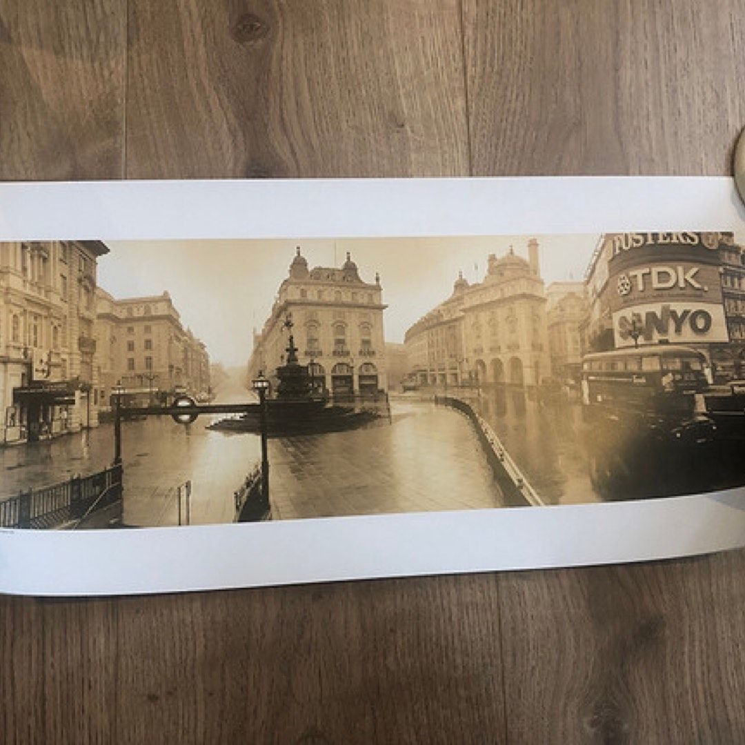 Piccadilly Circus