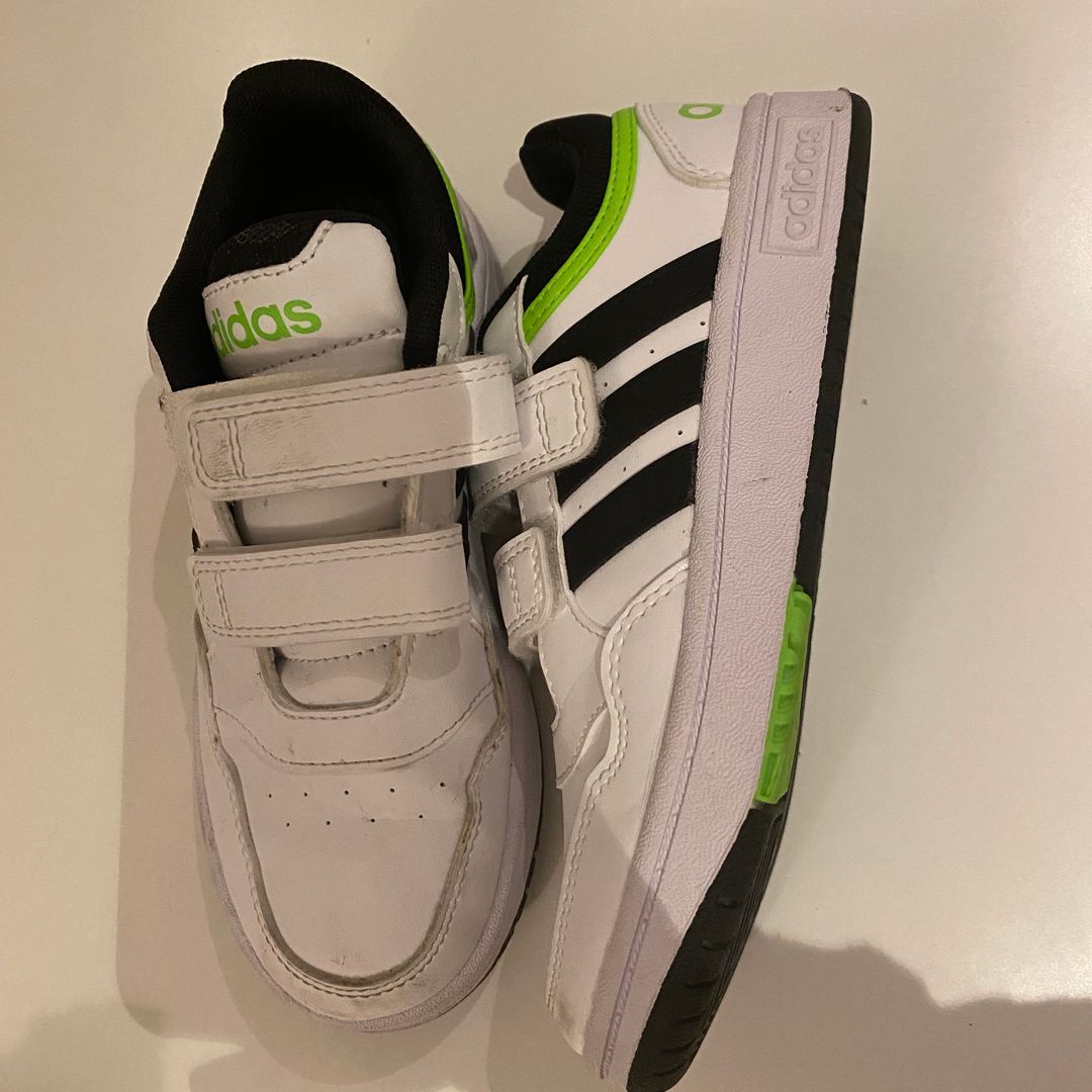 Adidas sko