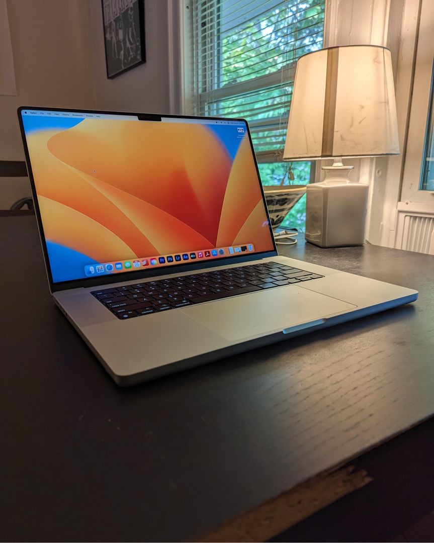 Macbook Pro M2 2023